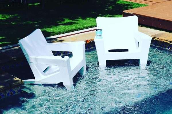 pool ledge chairs