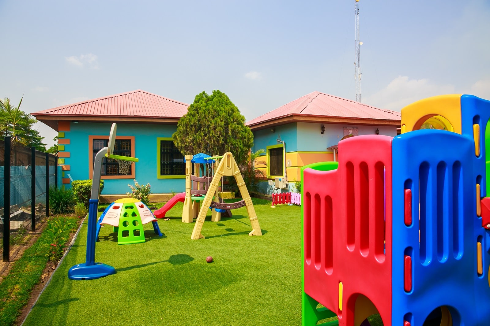 Why Artificial Grass is Perfect for Playgrounds and Safe for Kids