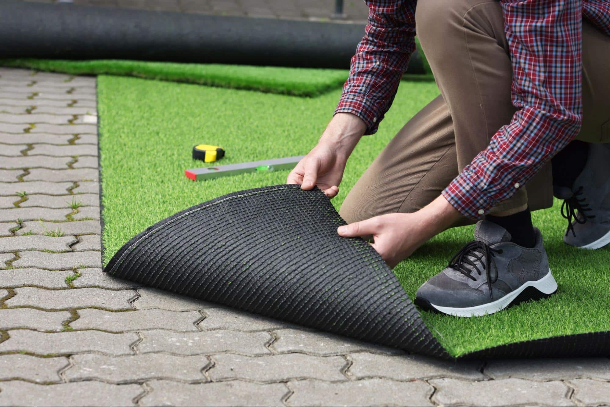 Why Artificial Turf is the Best Option for Commercial Spaces and Events