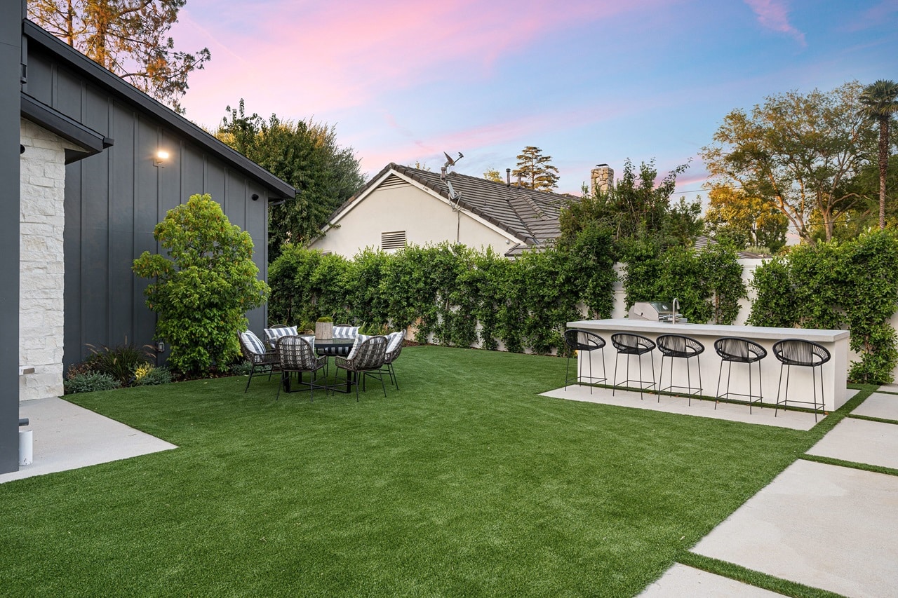 Why Artificial Grass is the Future of Sustainable Landscaping in Texas